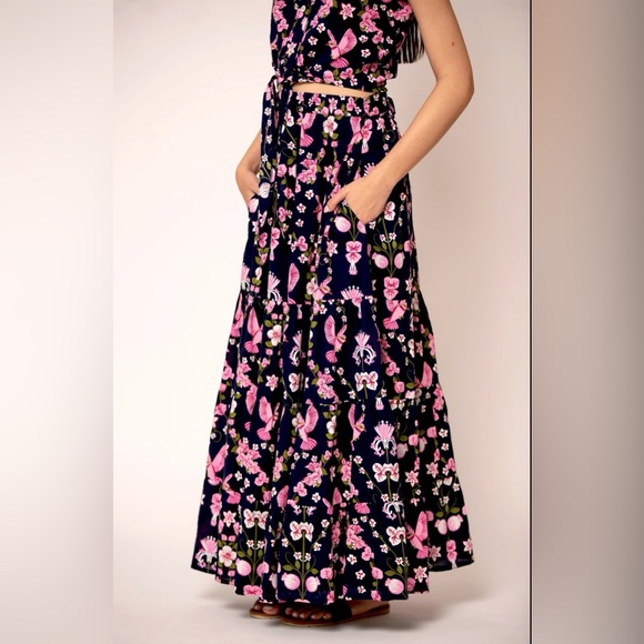 Beyond by Vera Gia Skirt in Veranda Navy - Picture 2 of 6